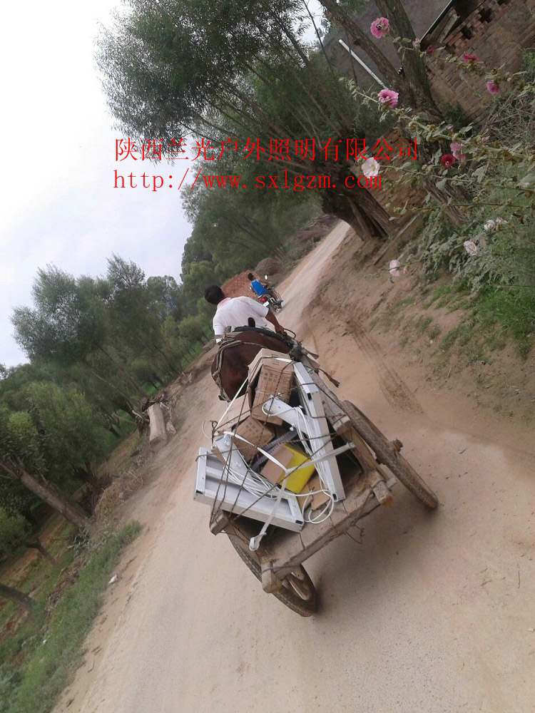 農(nóng)村太陽能路燈價格 農(nóng)村太陽能路燈價格